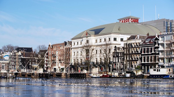 Amsterdam frozen canals, Carré
