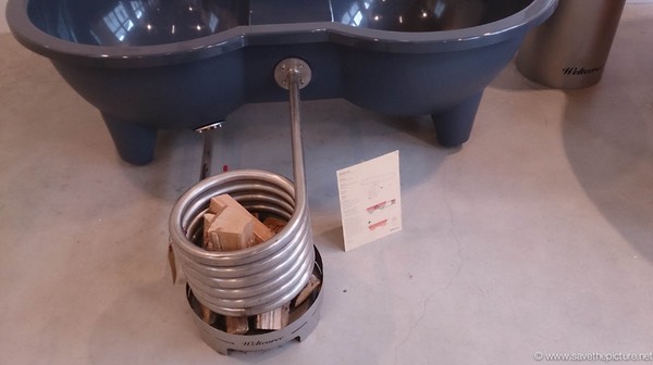 Droog design bathtub spiral wood heater