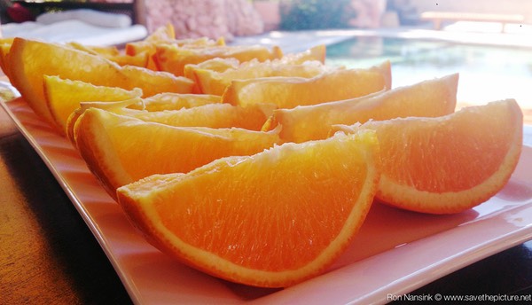 TheFeel foodies by Nadja Kotrchova slices of oranges at breakfast 