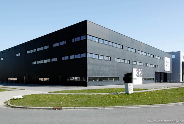 Veluwezoom Almere Logistics building
