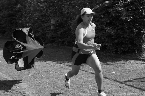 2themaxmmafitness outdoor strength training, running with the parachute