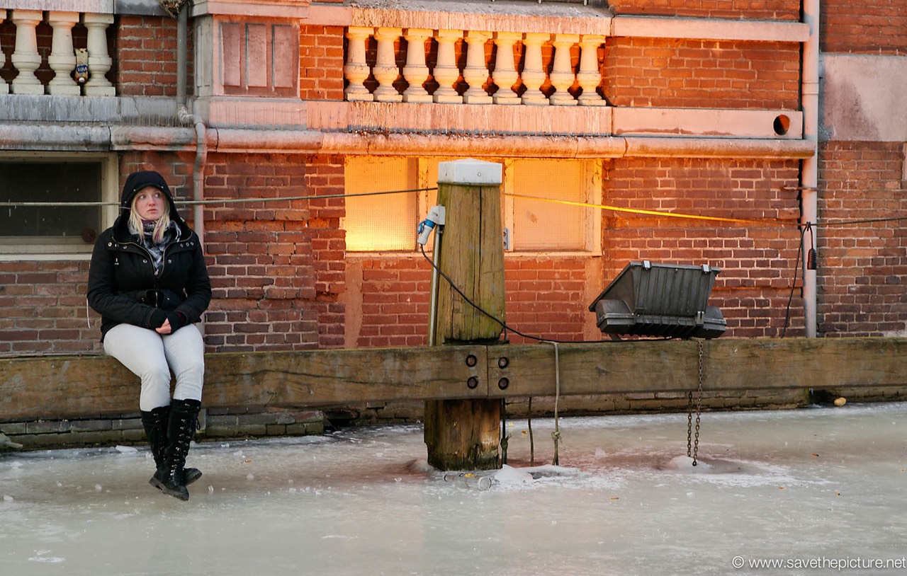 Amsterdam frozen canals, just waiting