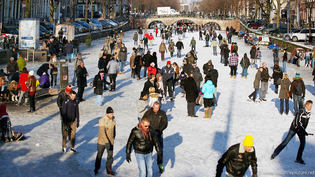 Amsterdam frozen canals, sunshine
