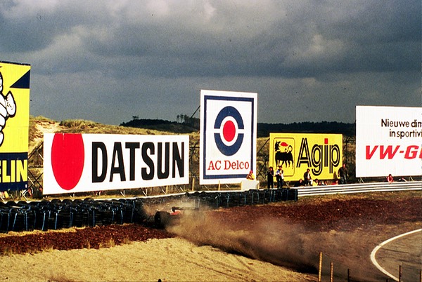 Crash Derek Day, Formula 1 car racing at Zandvoort Netherlands 