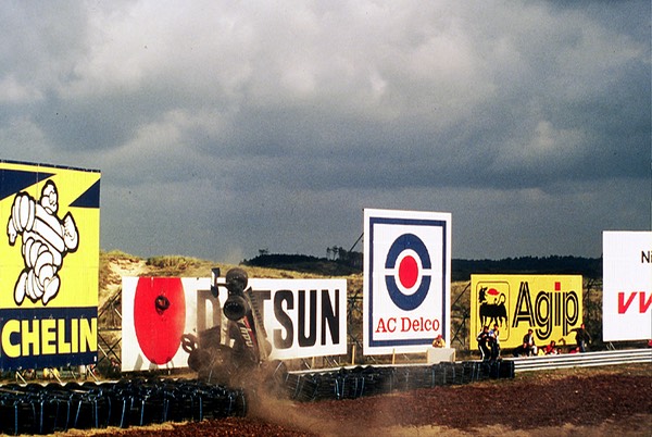 Crash Derek Day, Formula 1 car racing at Zandvoort Netherlands 