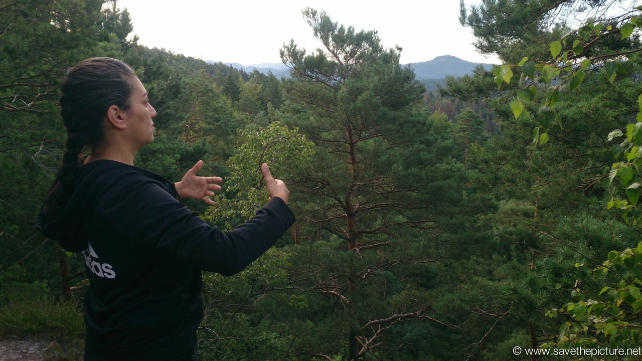 Fay Ritsuzen with a view at Patak