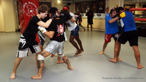 MMA stand up Muay Thai clinch 4