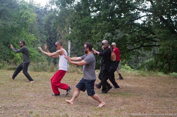 Taikiken Natural Tuning 2016, straightline walking with a blindfold