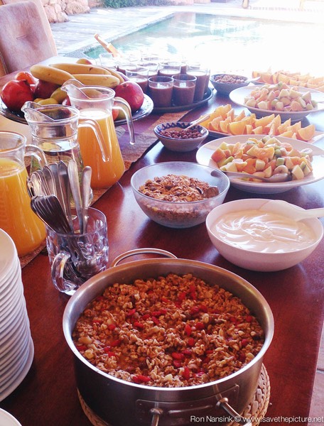 TheFeel foodies by Nadja Kotrchova raw breakfast and smoothies
